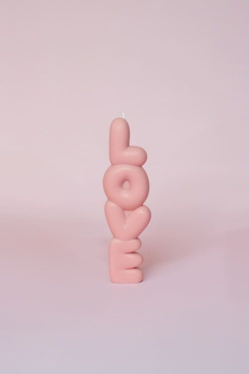 Свеча Unification Love "Love" розовая (Черная смородина)